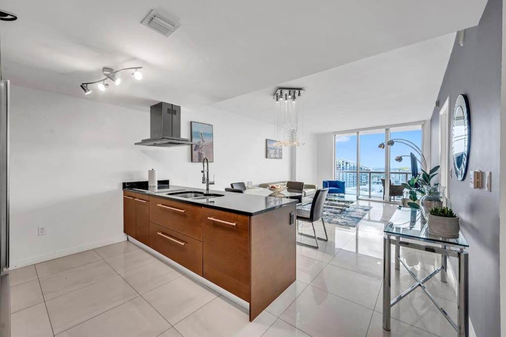 Luxury 1Br Condo W Icon Brickell-Freespa Miami Exterior photo